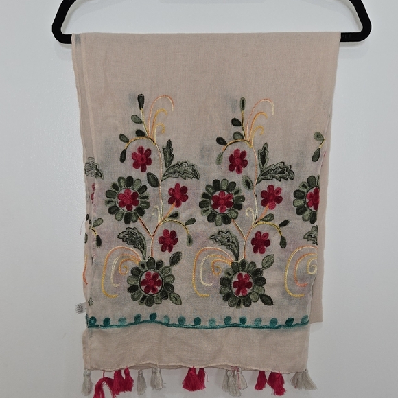 Vibrant Multi Colored Floral Embroidered Boho Cottagecore Wrap/Scarf w/Tassels - Picture 2 of 7